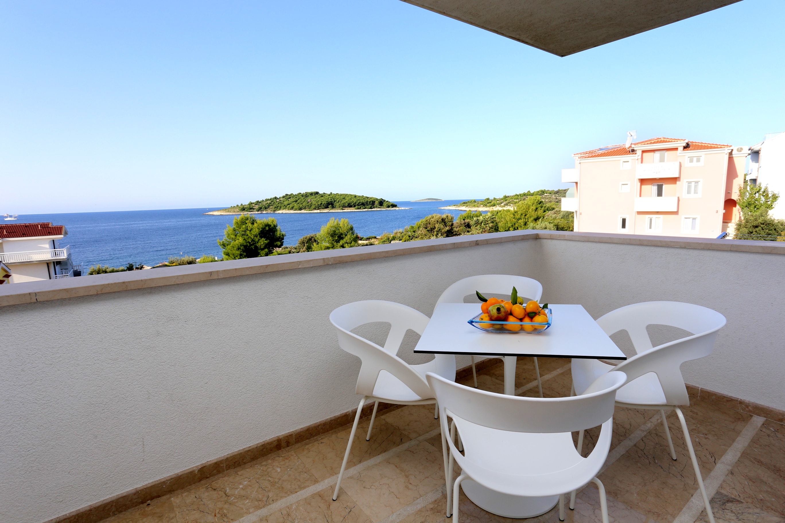 Two bedroom apartment with terrace and sea view Zečevo Rtić, Rogoznica (A-10333-b) Two bedroom apartment with terrace and sea view Zečevo Rtić, Rogoznica (A-10333-b)