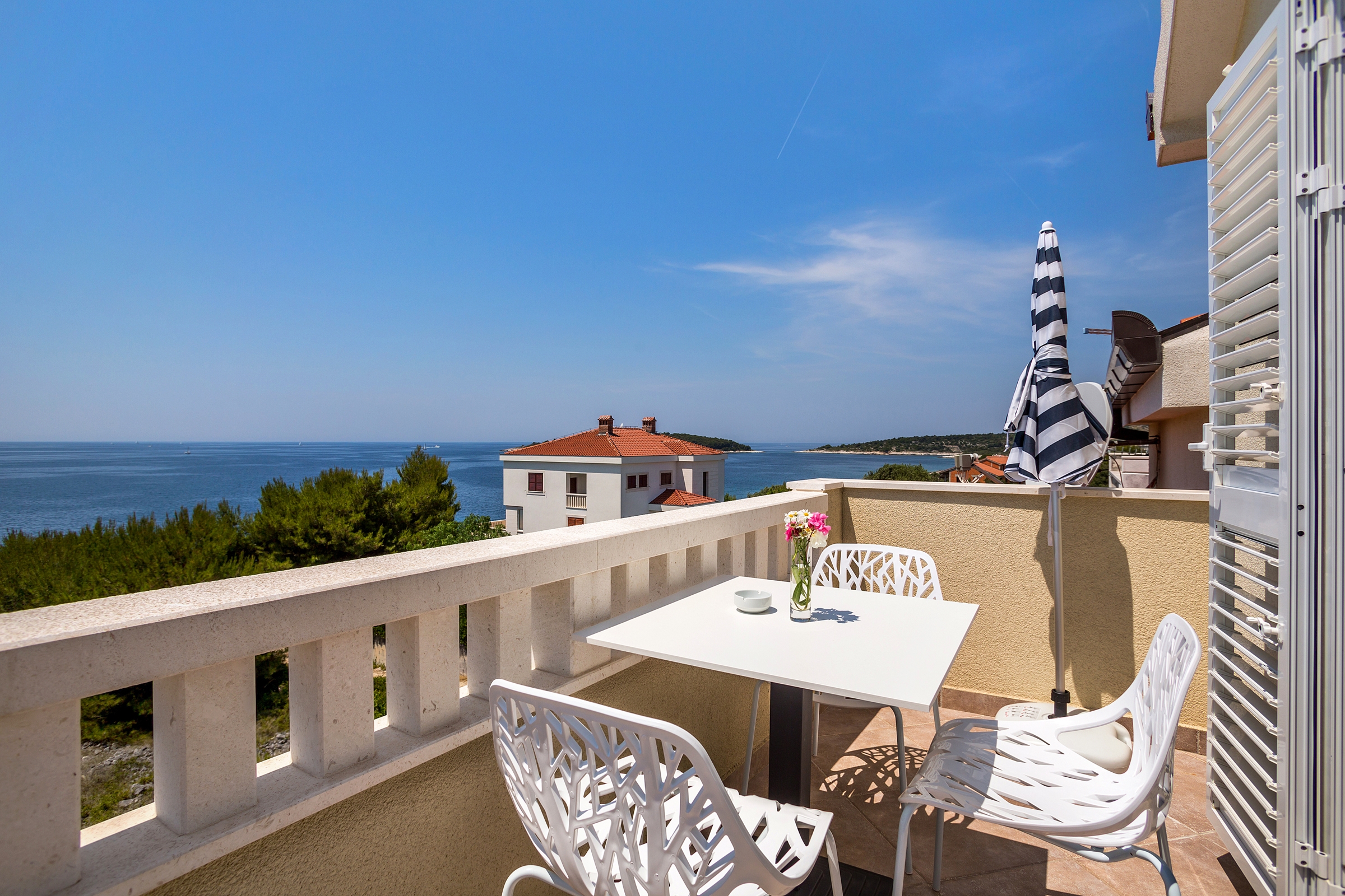One bedroom apartment with balcony and sea view Rogoznica (A-10339-c)