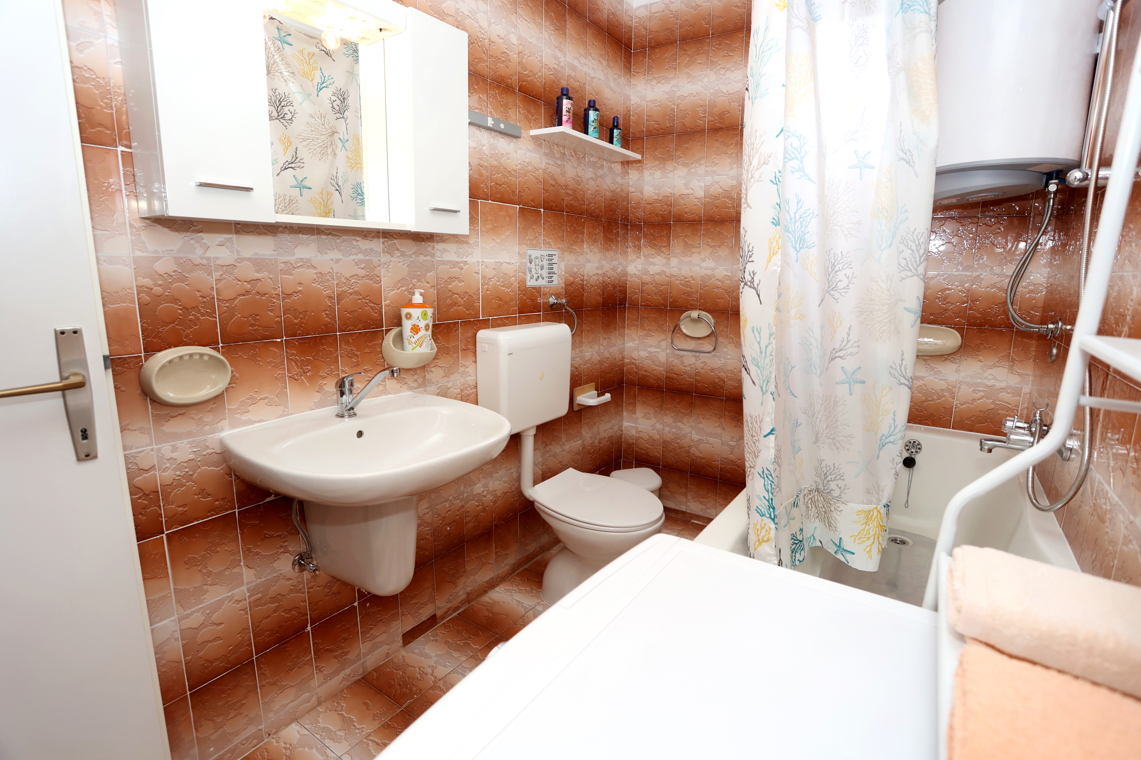 Two bedroom apartment with terrace Trogir  A-a