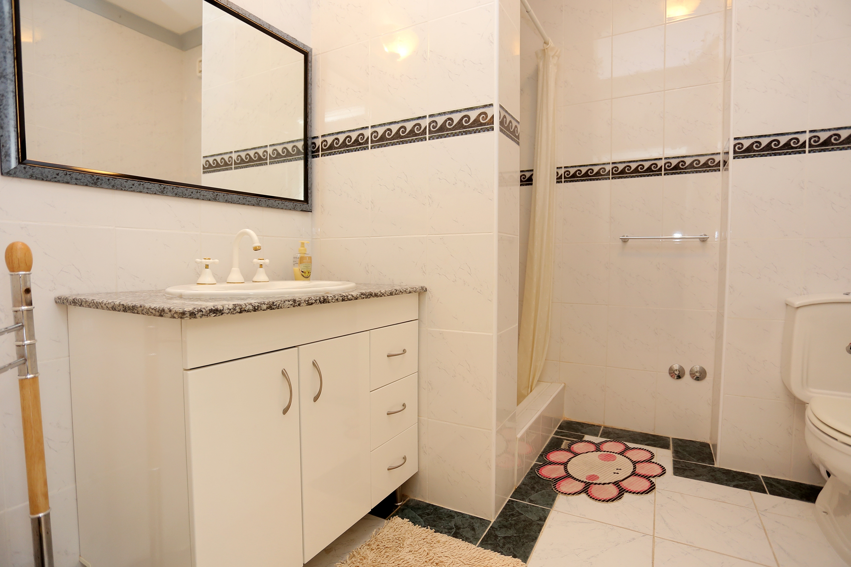 Two bedroom apartment with balcony and sea view Podstrana, Split  A-b
