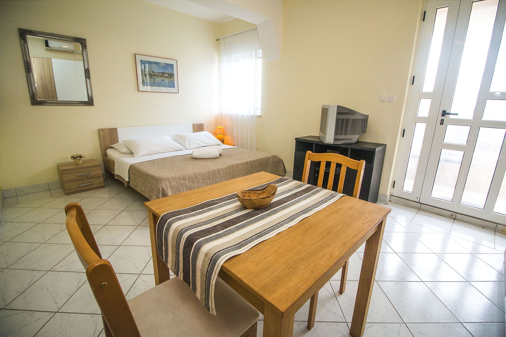 Studio flat with terrace Podstrana, Split  AS-a