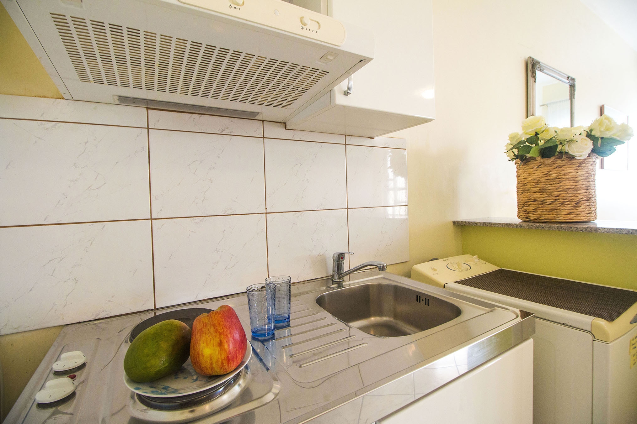 Studio flat with terrace Podstrana, Split  AS-a