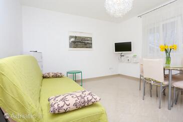 Omiš, Sala de estar in the apartment, air condition available y WiFi.