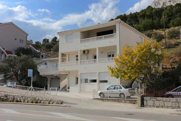 Property Omiš, Omiš, Property 10351 - Apartments with sandy beach.