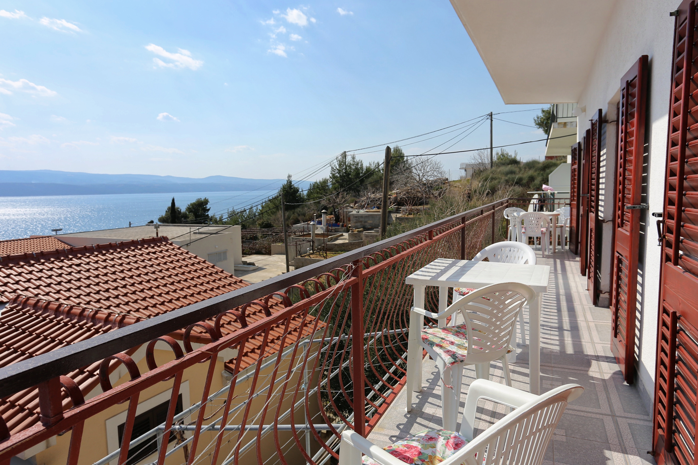 Three bedroom apartment with balcony and sea view Lokva Rogoznica, Omiš  A-a