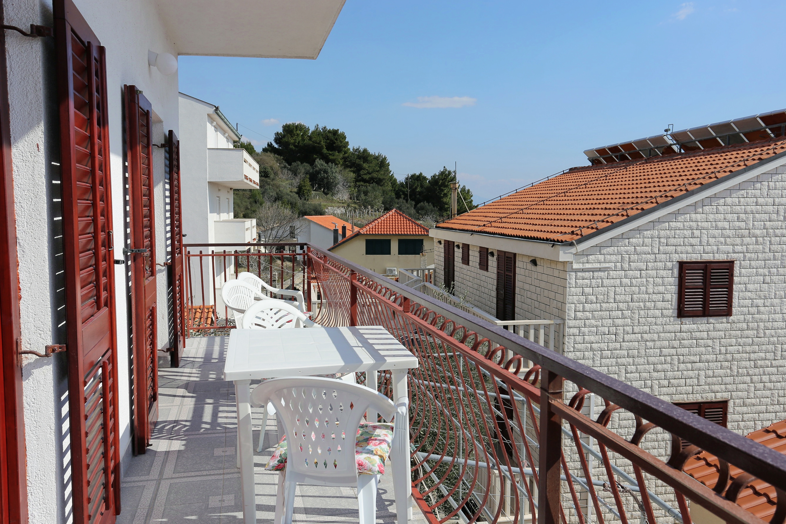 Three bedroom apartment with balcony and sea view Lokva Rogoznica, Omiš  A-a