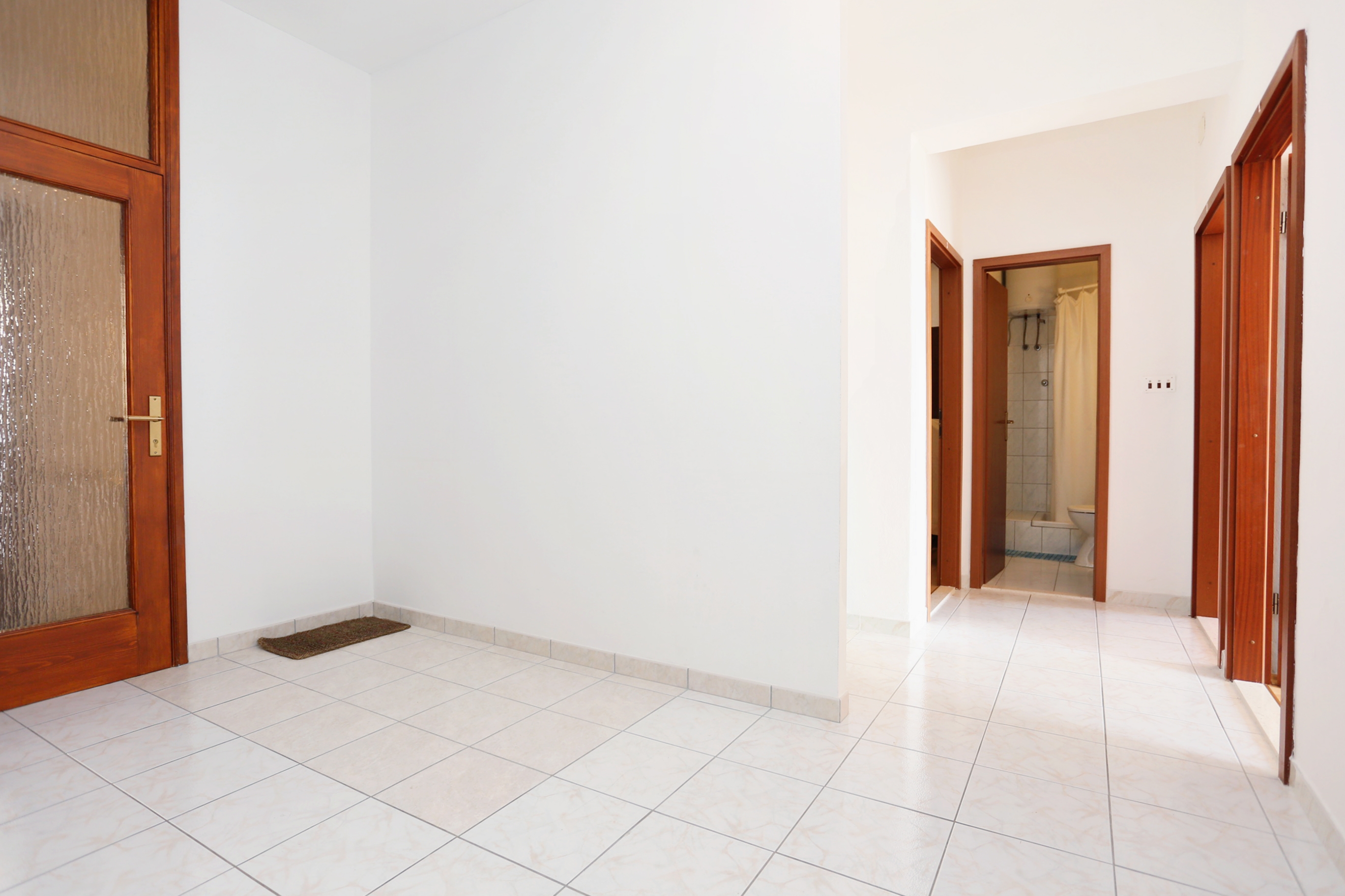 Three bedroom apartment with balcony and sea view Lokva Rogoznica, Omiš  A-a