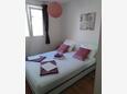 Stanići, Dormitorio 2 in the apartment, (pet friendly) y WiFi.