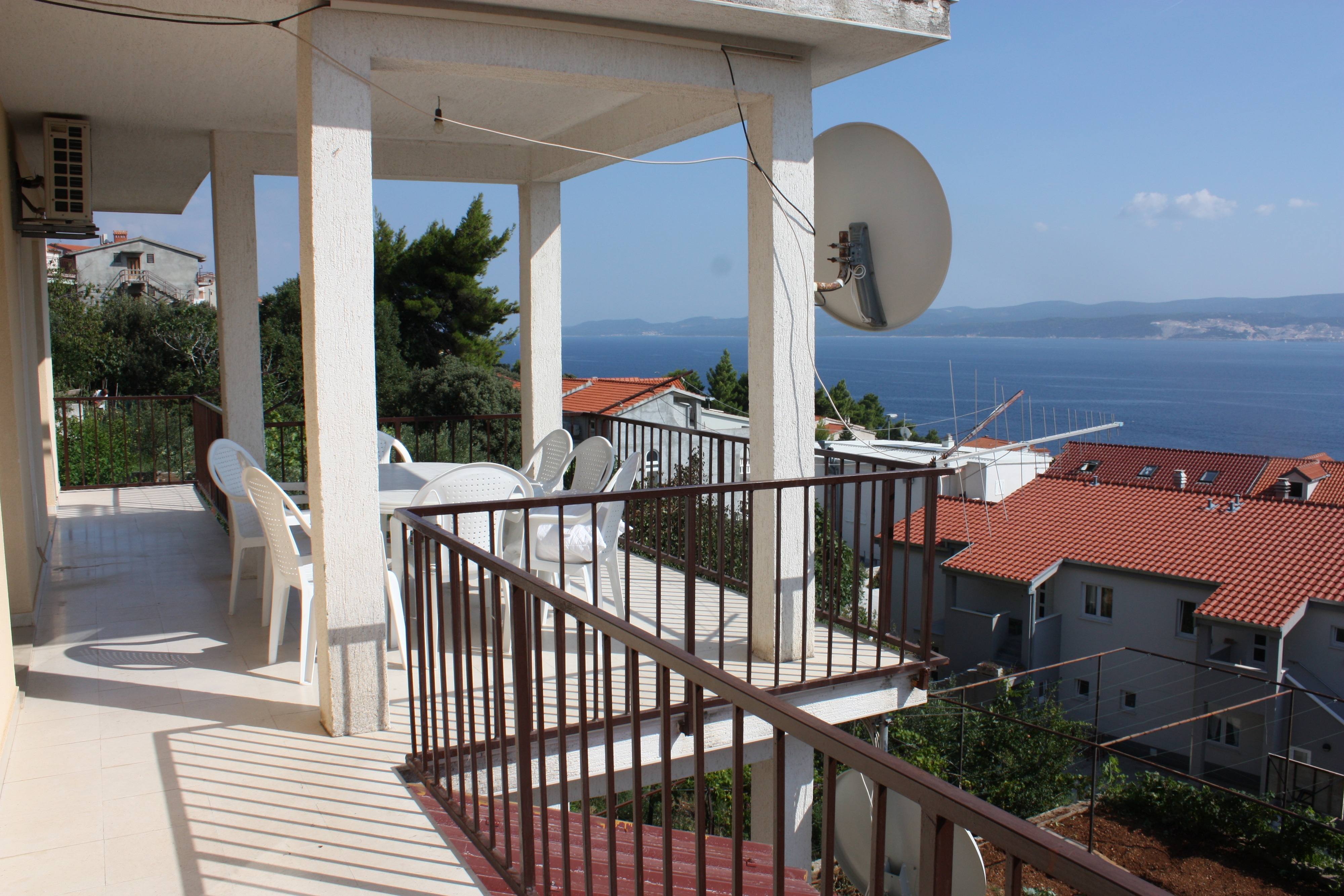Four-bedroom apartment with terrace and sea view Stanići, Omiš (A-10360-a) Four-bedroom apartment with terrace and sea view Stanići, Omiš (A-10360-a)