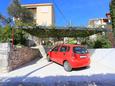 Parkeerplaats Mavarštica, Čiovo, Parkeerplaats 10363 - Appartementen near sea with pebble beach.