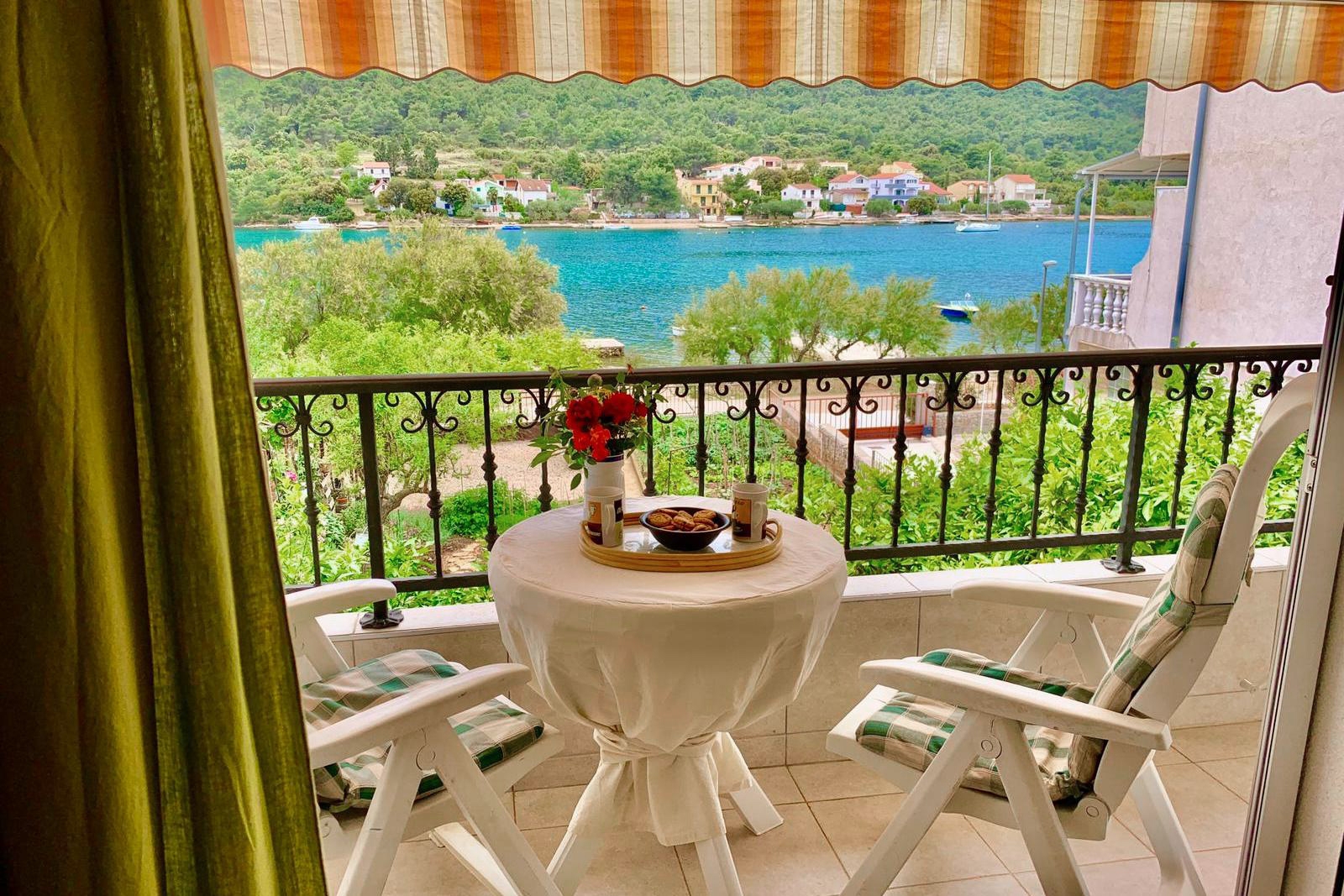 Two bedroom apartment near beach Grebaštica, Šibenik  A-a