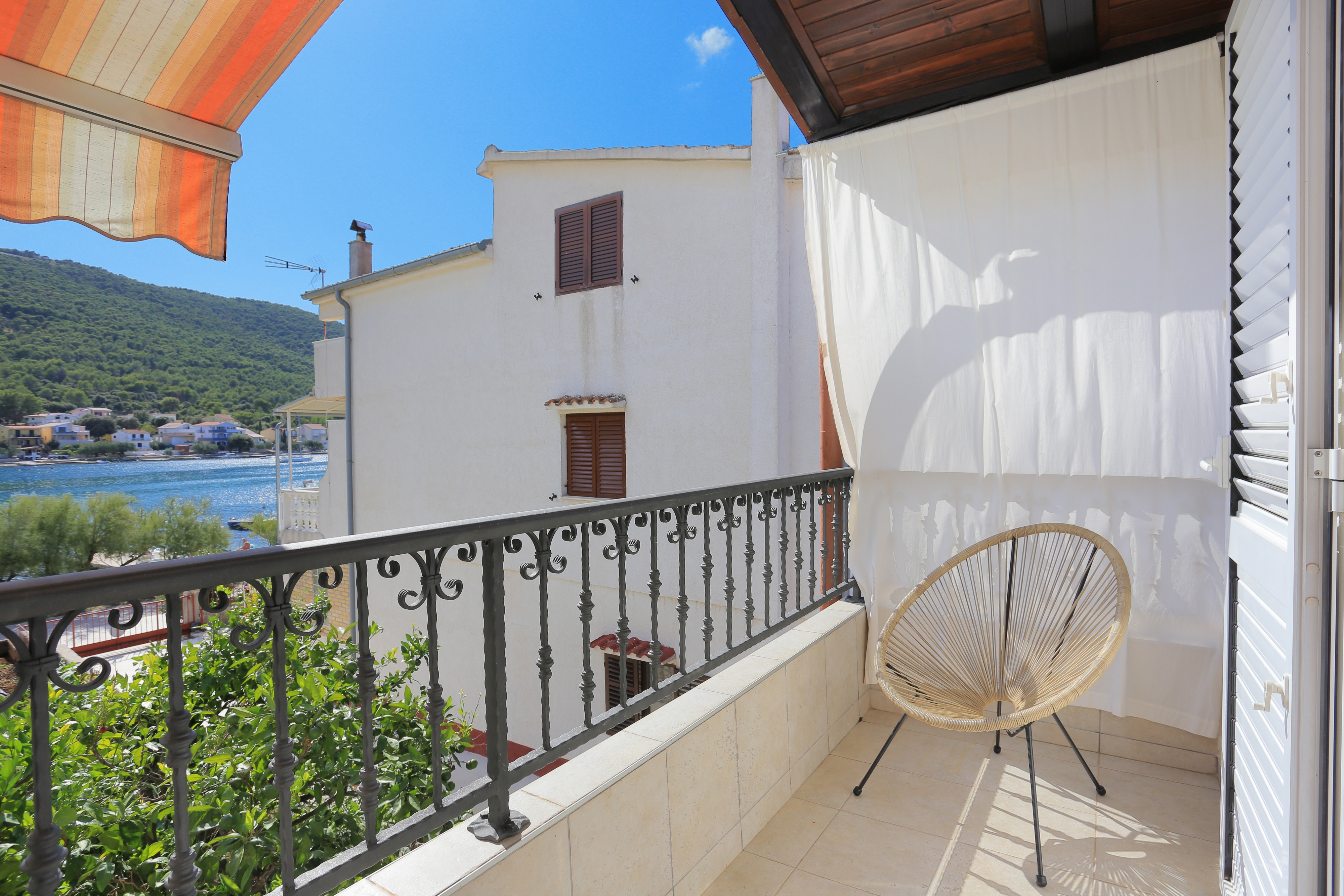 Two bedroom apartment near beach Grebaštica, Šibenik  A-a