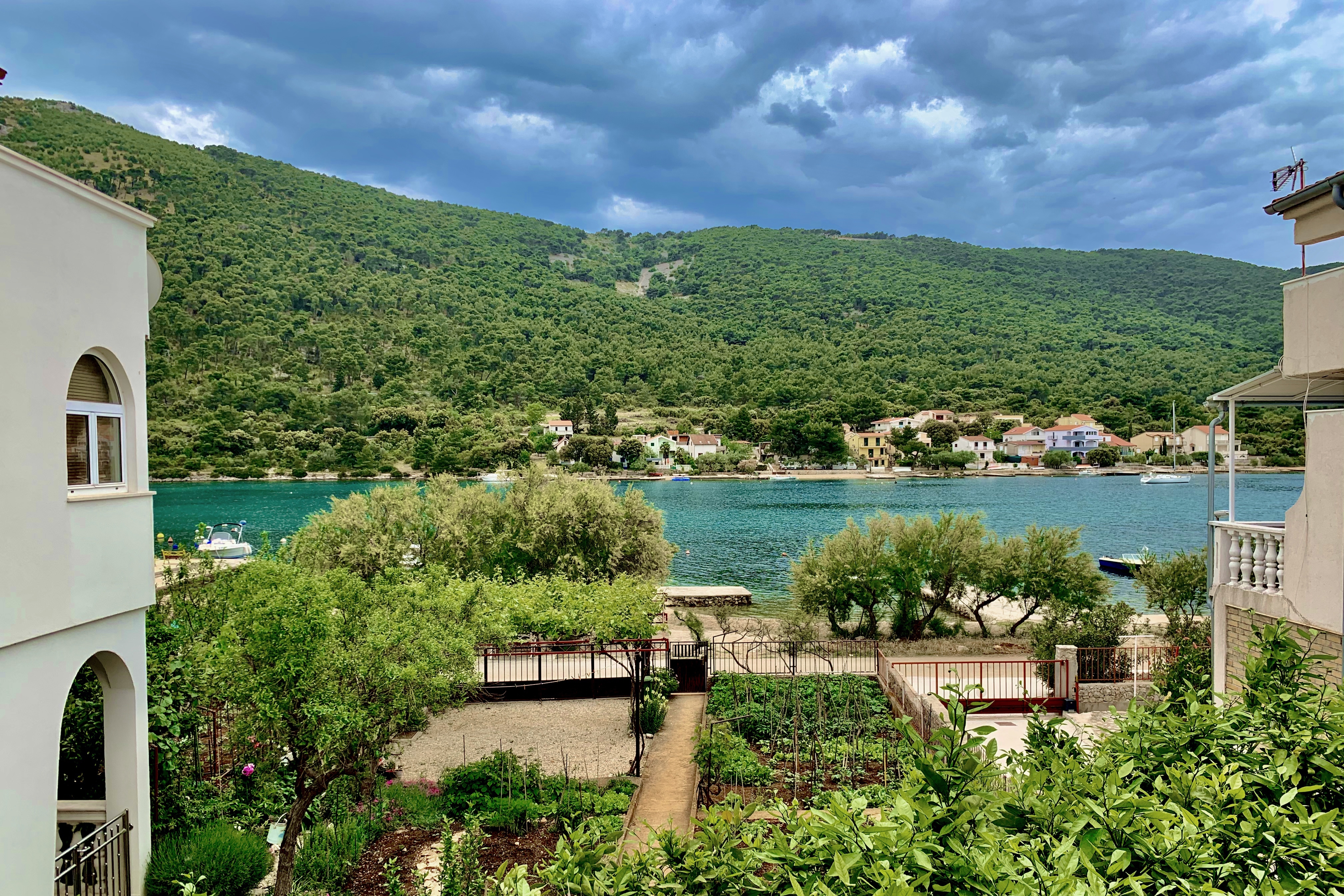 Two bedroom apartment near beach Grebaštica, Šibenik  A-a