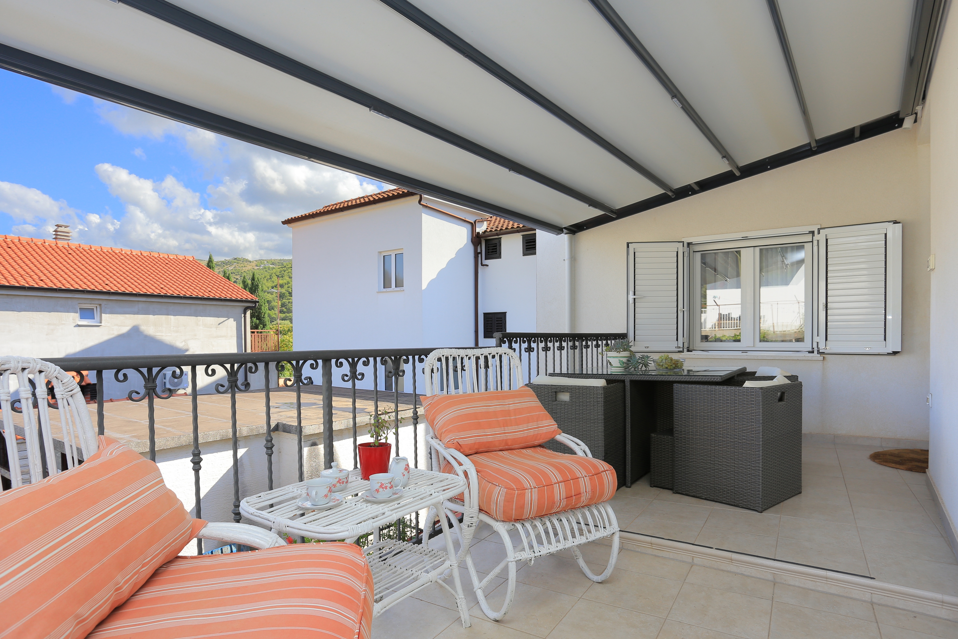 Two bedroom apartment near beach Grebaštica, Šibenik  A-a