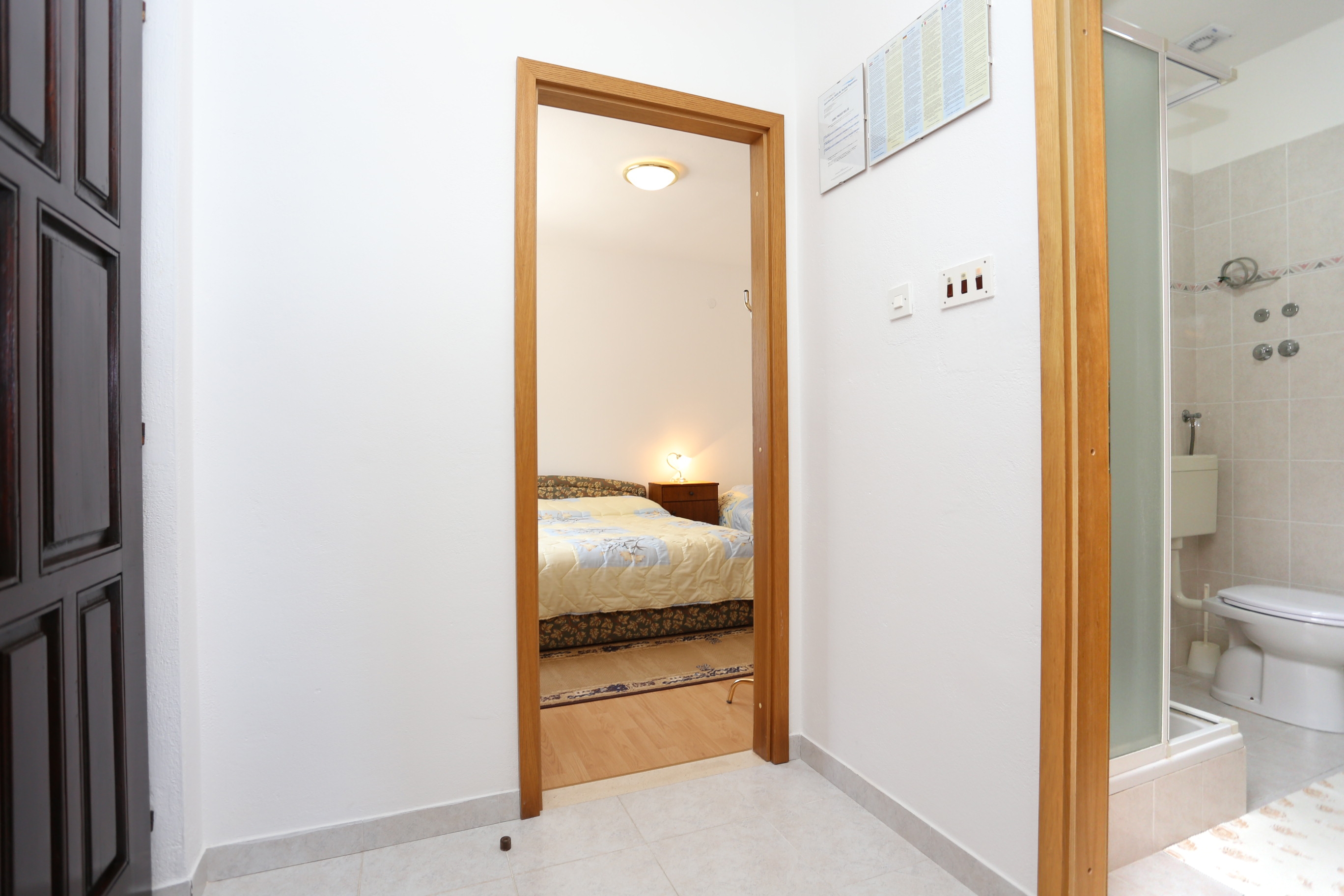 One bedroom apartment near beach Ražanj, Rogoznica  A-b