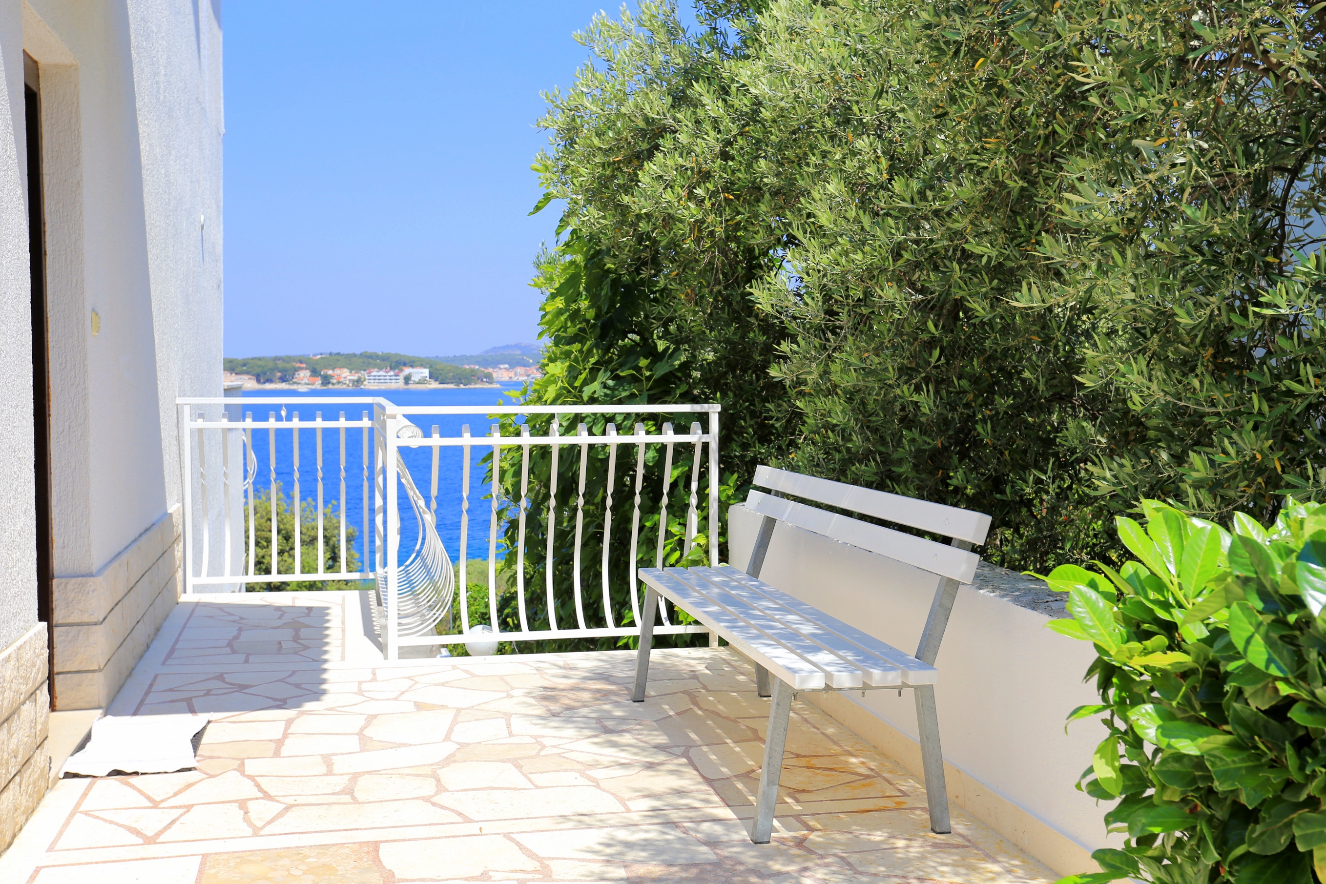One bedroom apartment near beach Ražanj, Rogoznica  A-b