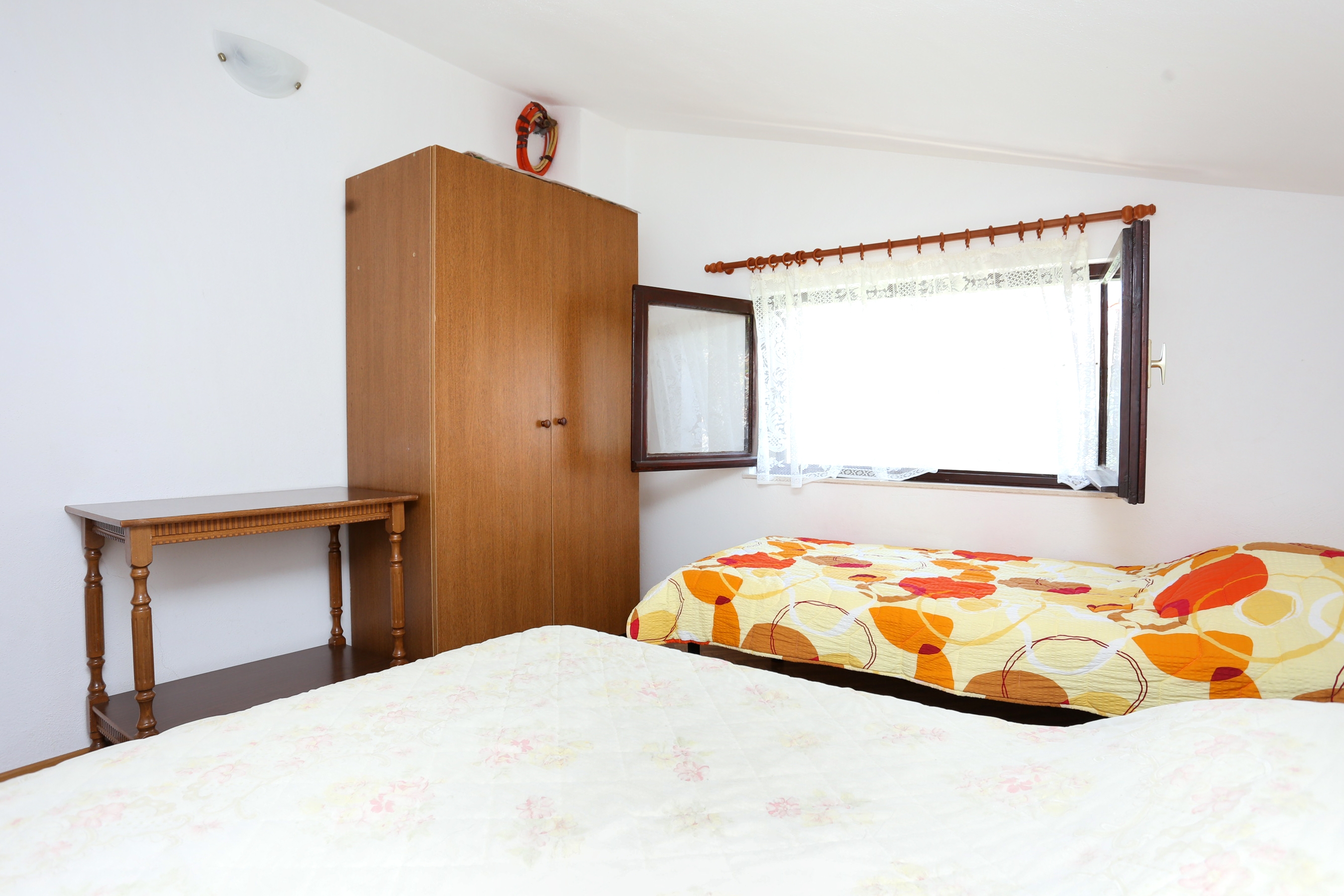 Three bedroom apartment near beach Ražanj, Rogoznica  A-c