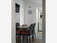 Marušići, Dining room in the apartment, air condition available and WiFi.