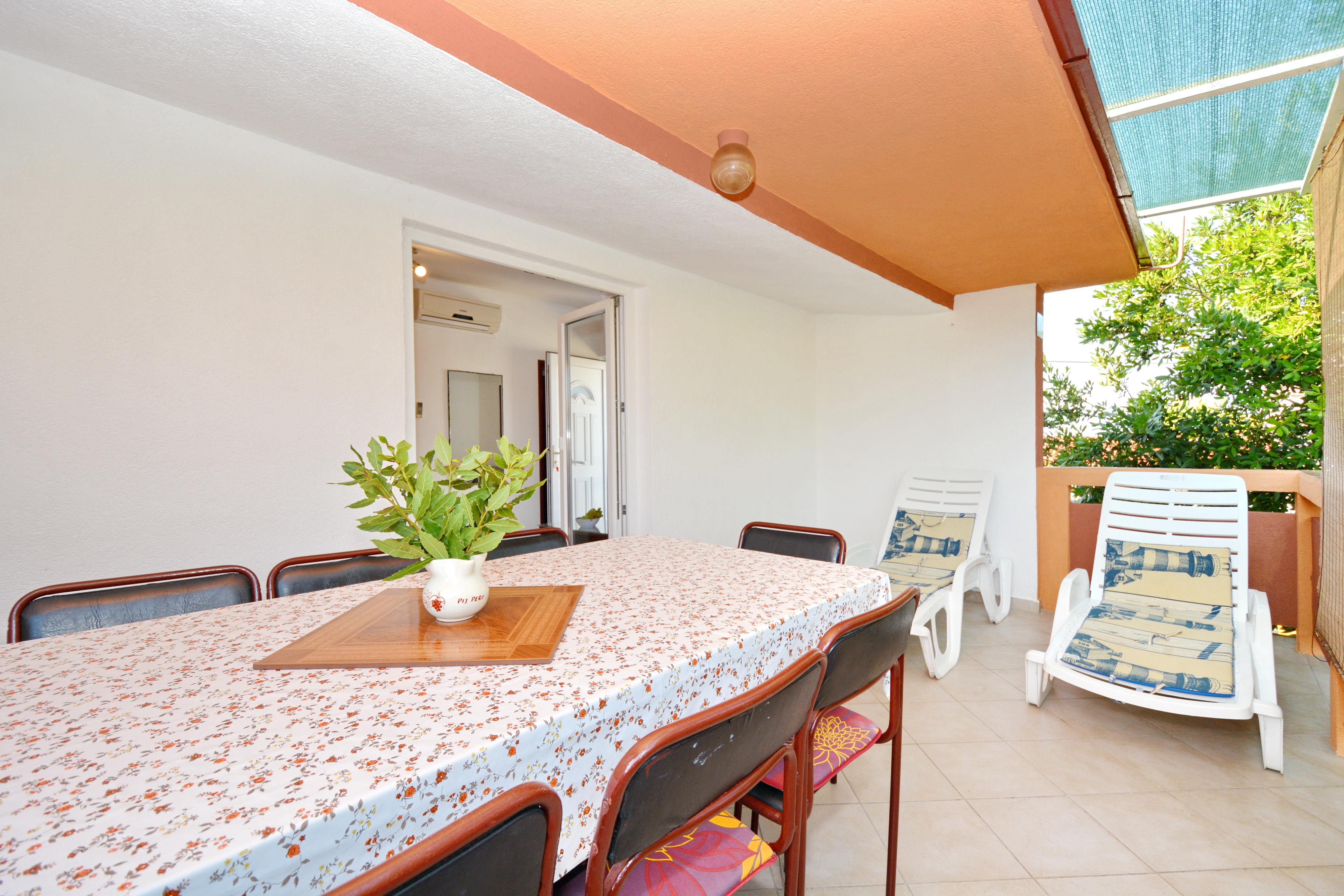 Three bedroom apartment with terrace Vir  A-a