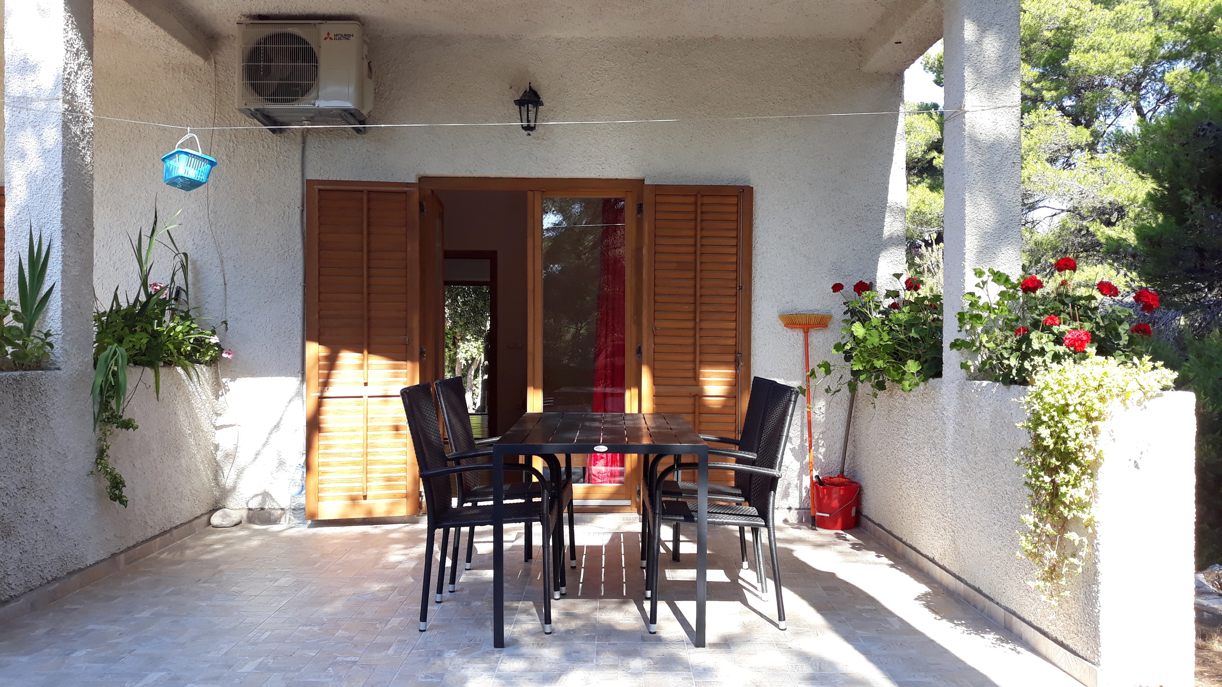 One bedroom apartment with terrace Cove Blaca, Mljet (A-10416-a) One bedroom apartment with terrace Cove Blaca, Mljet (A-10416-a)