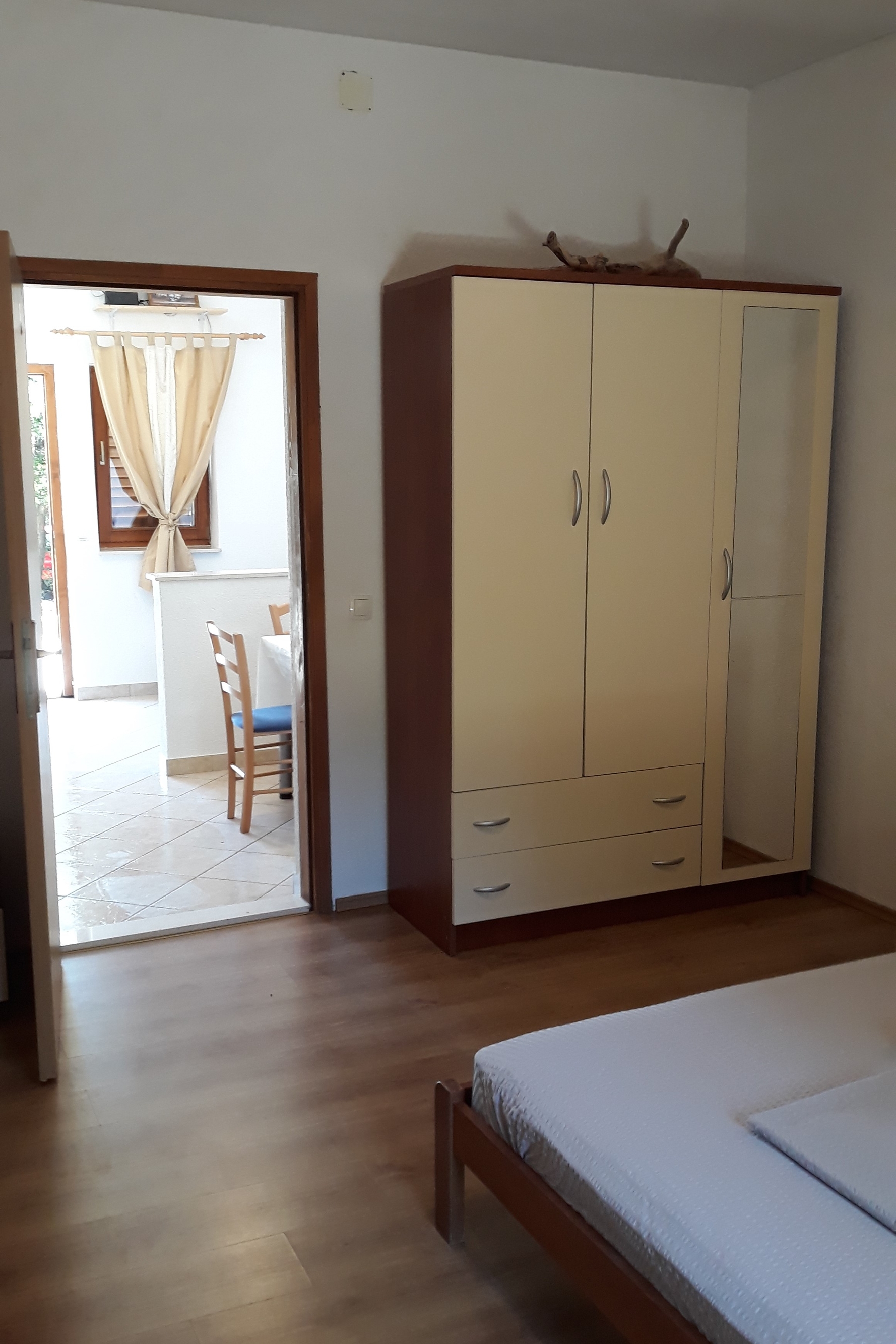 One bedroom apartment with terrace Cove Blaca, Mljet  A-b