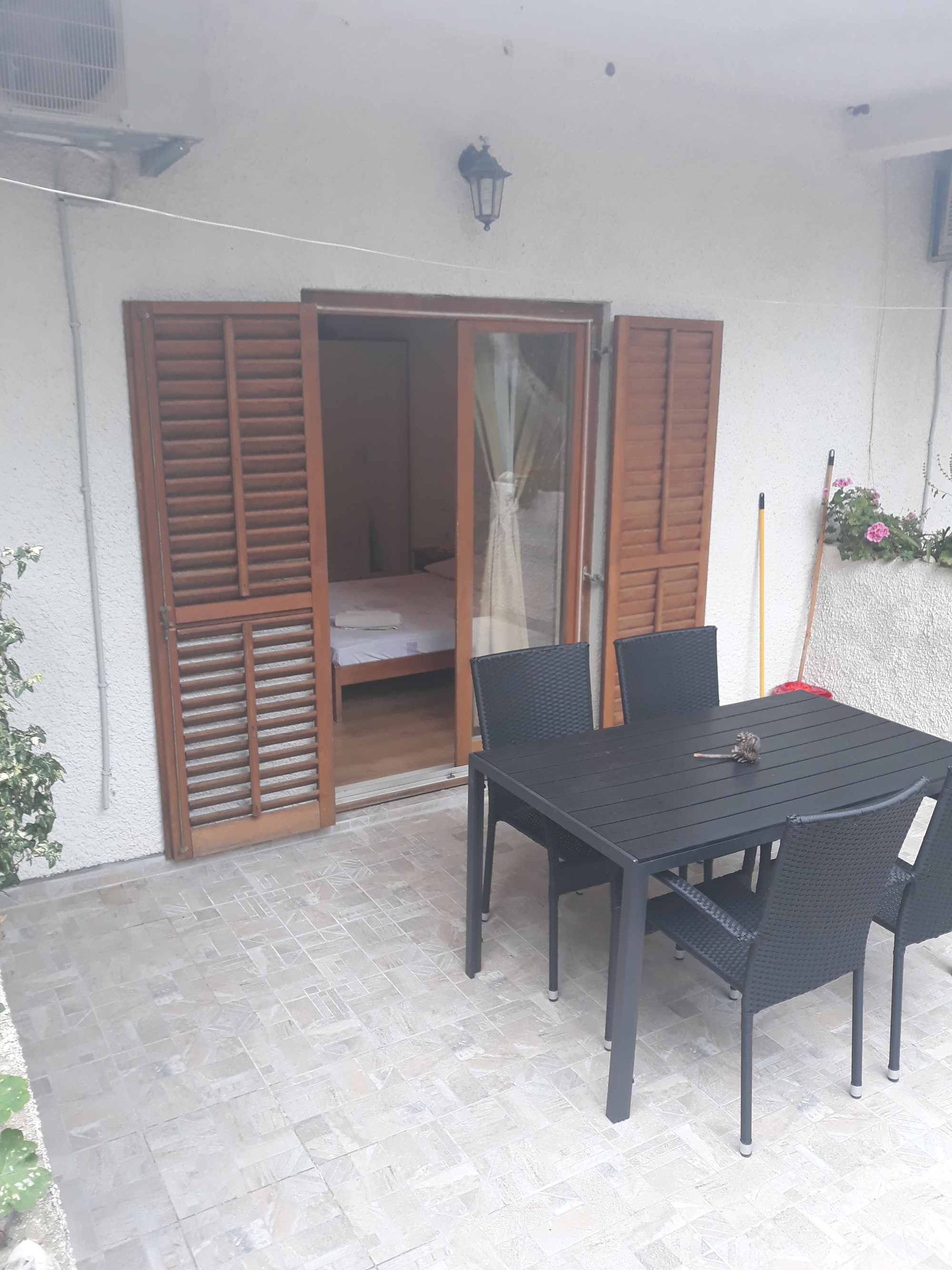 One bedroom apartment with terrace Cove Blaca, Mljet  A-b