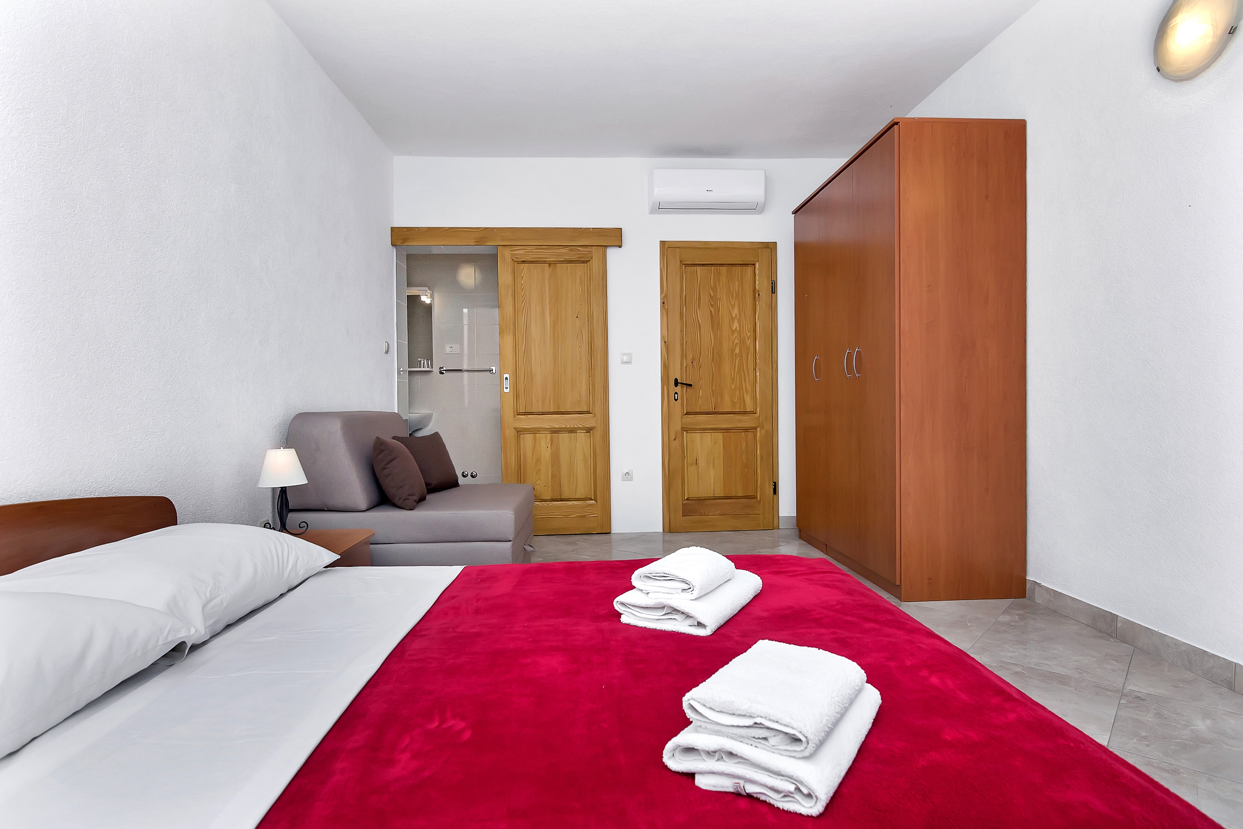 Top Hvar Pokrivenik Top Hvar Pokrivenik