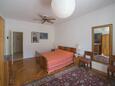 Спальня Trpanj, Спальня в размещении типа room, WiFi.