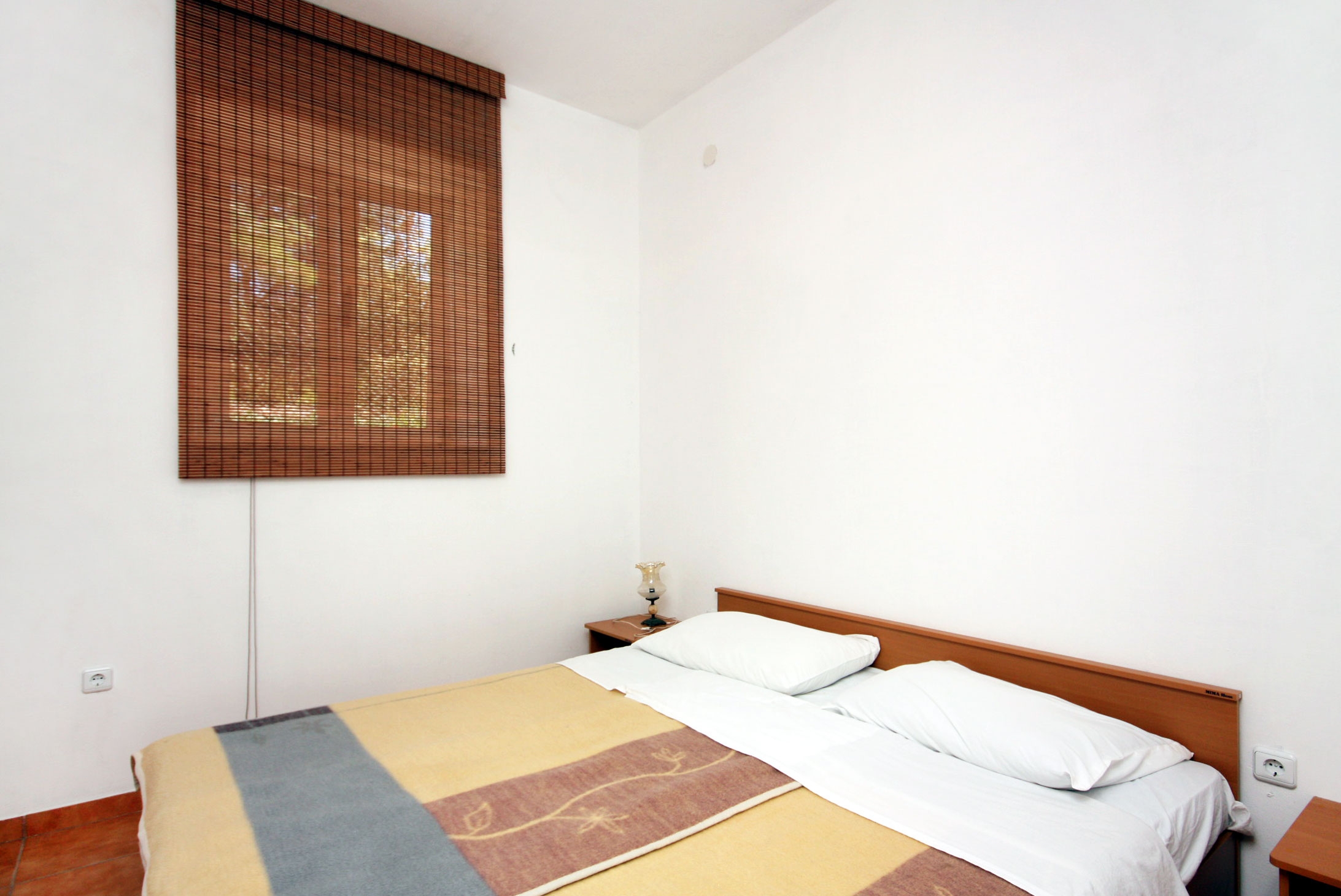 One bedroom apartment near beach Pomena, Mljet  A-b