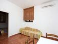 Pomena, Comedor in the apartment, air condition available y WiFi.