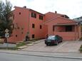 Parking lot Pula, Pula, Parking lot 10429 - Apartments with pebble beach.