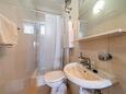 Ванная комната 1 Orebić, Ванная комната 1 в размещении типа apartment, WiFi.