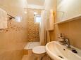 Ванная комната 2 Orebić, Ванная комната 2 в размещении типа apartment, WiFi.