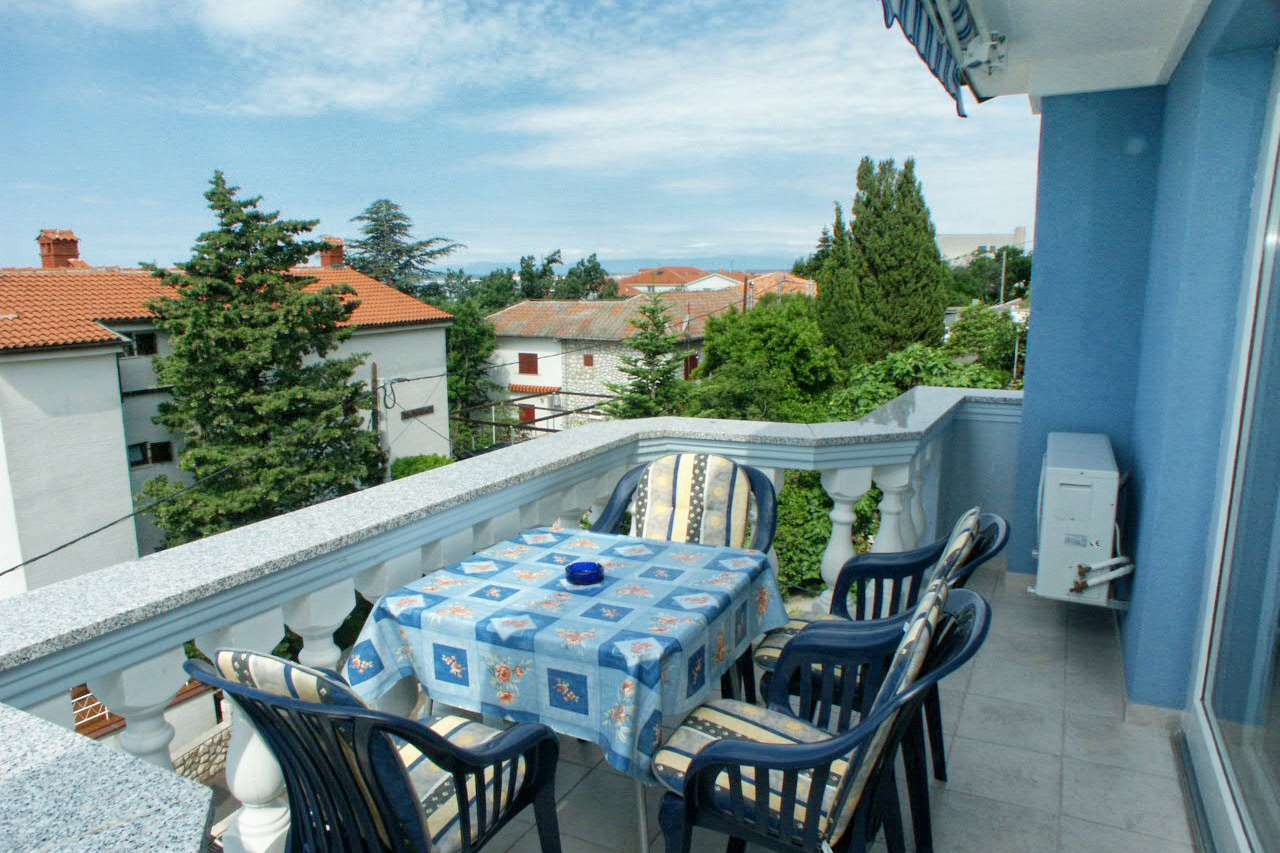 One bedroom apartment with terrace and sea view Crikvenica  A-a