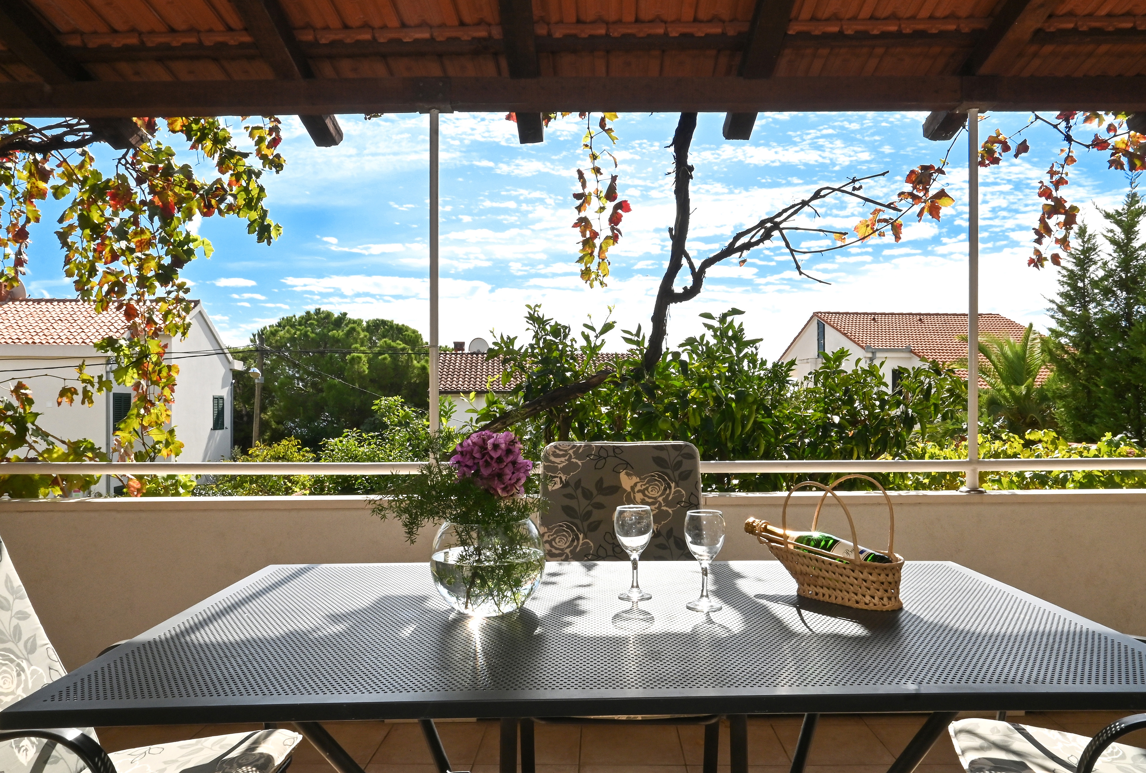 Dvosobni apartman s terasom Seget Vranjica, Trogir  A-a