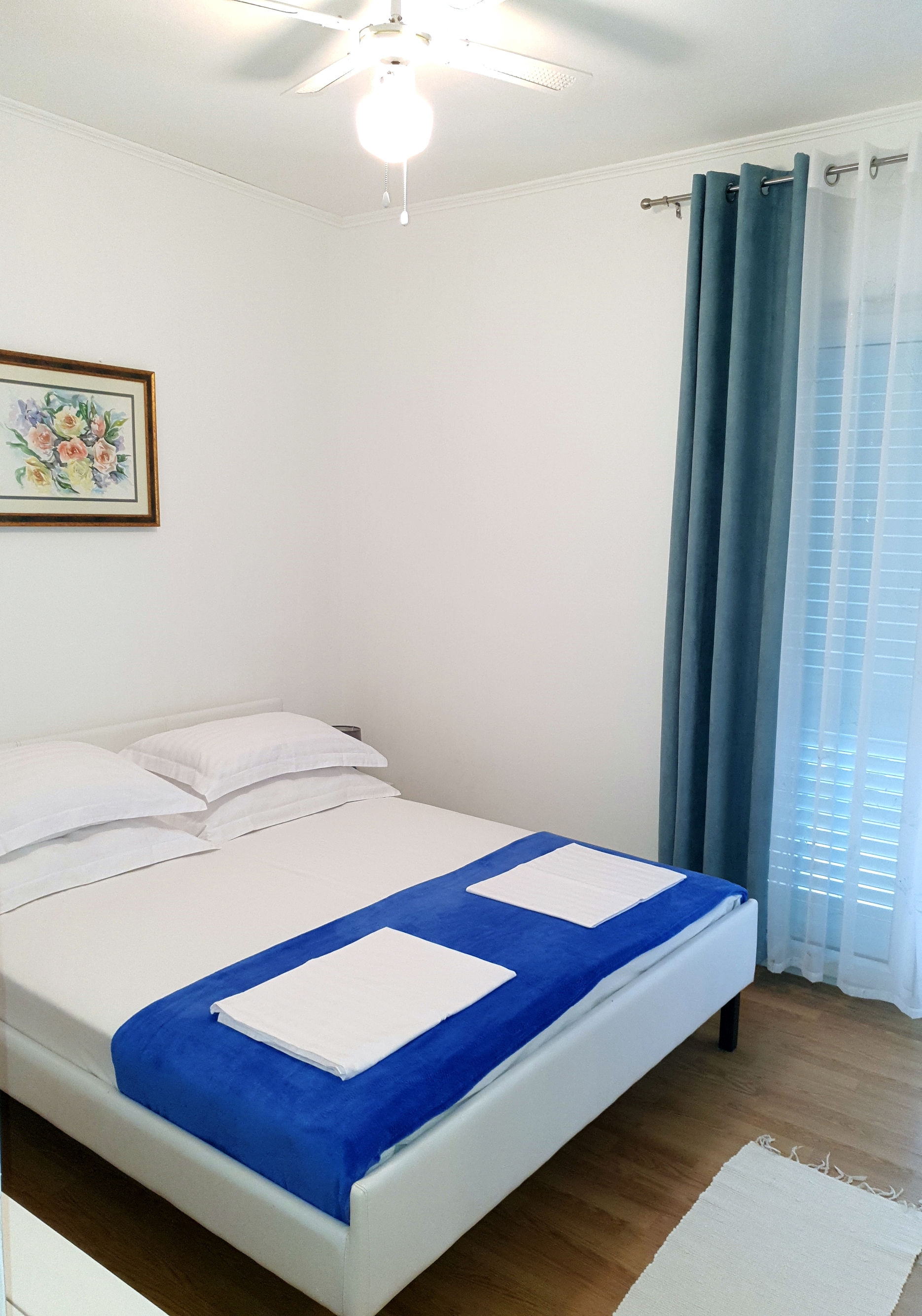 Three bedroom apartment with terrace and sea view Podaca, Makarska  A-a