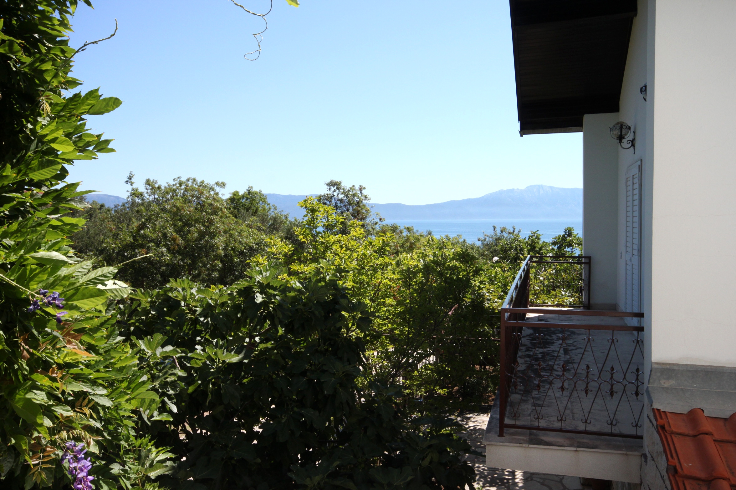Three bedroom apartment with terrace and sea view Podaca, Makarska  A-a