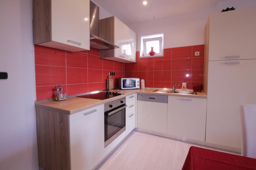 Two bedroom apartment with terrace and sea view Medići, Omiš  A-d