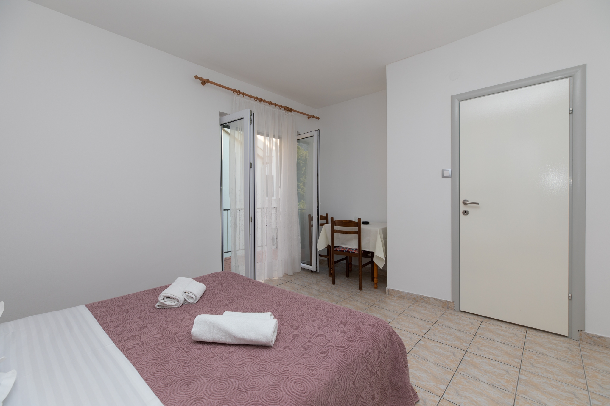Two bedroom apartment with terrace and sea view Medići, Omiš  A-e
