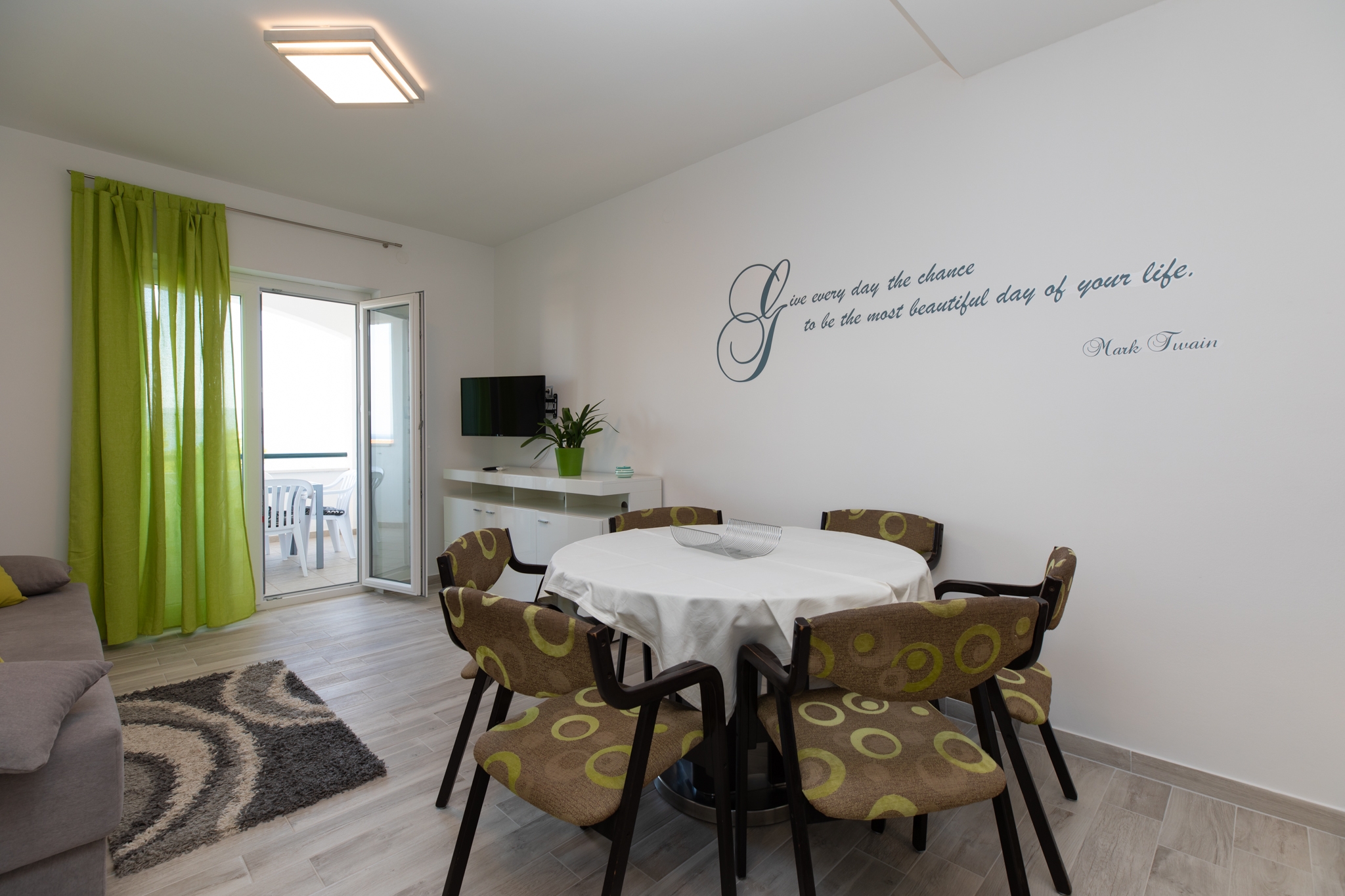 Two bedroom apartment with terrace and sea view Medići, Omiš  A-e