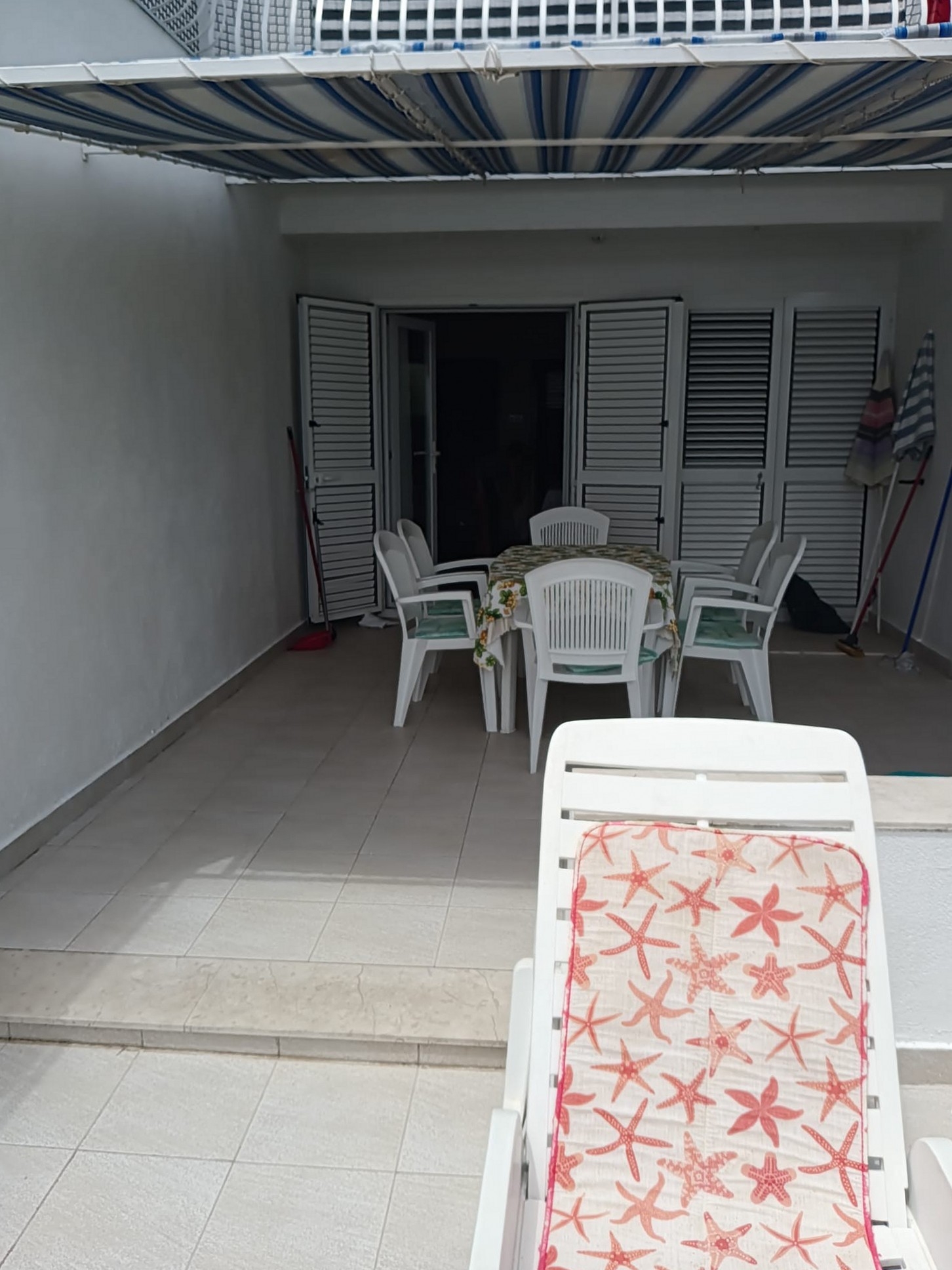 Two bedroom apartment near beach Seget Vranjica, Trogir  A-b