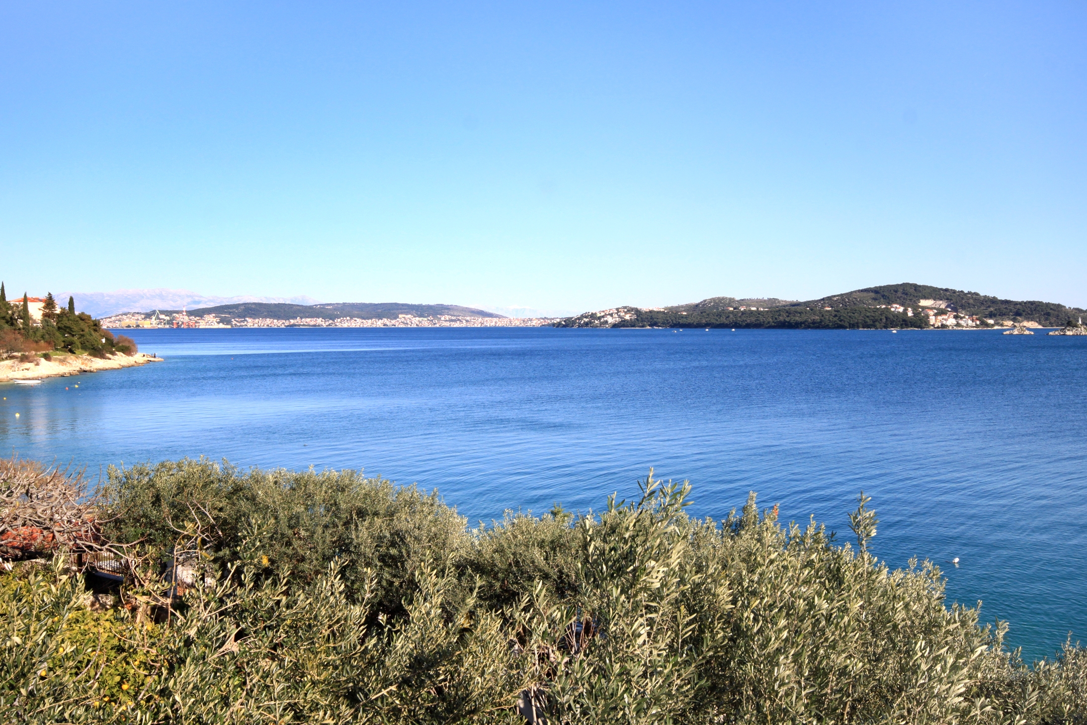 Two bedroom apartment near beach Seget Vranjica, Trogir  A-b