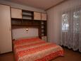 Camera da letto 1 Živogošće - Porat, Camera da letto 1 nell'alloggi del tipo apartment, condizionatore disponibile e WiFi.