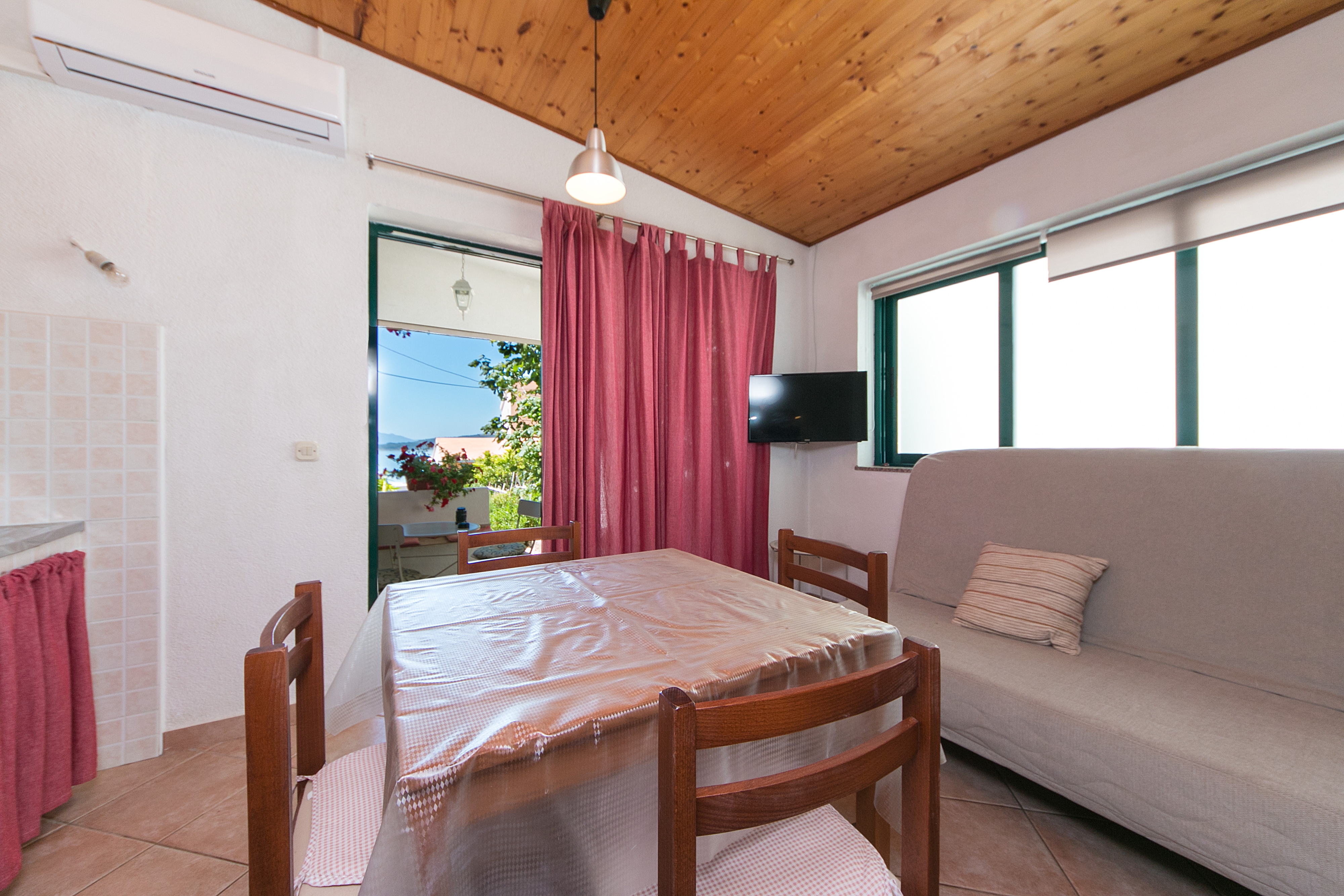 Studio flat with terrace and sea view Živogošće - Blato, Makarska (AS-1057-c)