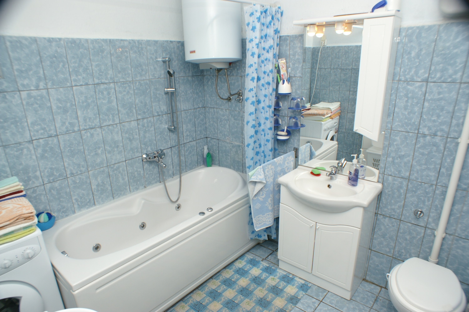 One bedroom apartment with terrace and sea view Marina, Trogir  A-a