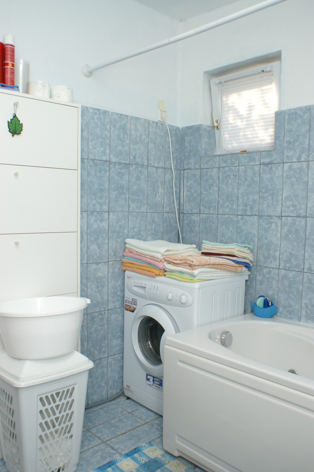 One bedroom apartment with terrace and sea view Marina, Trogir  A-a