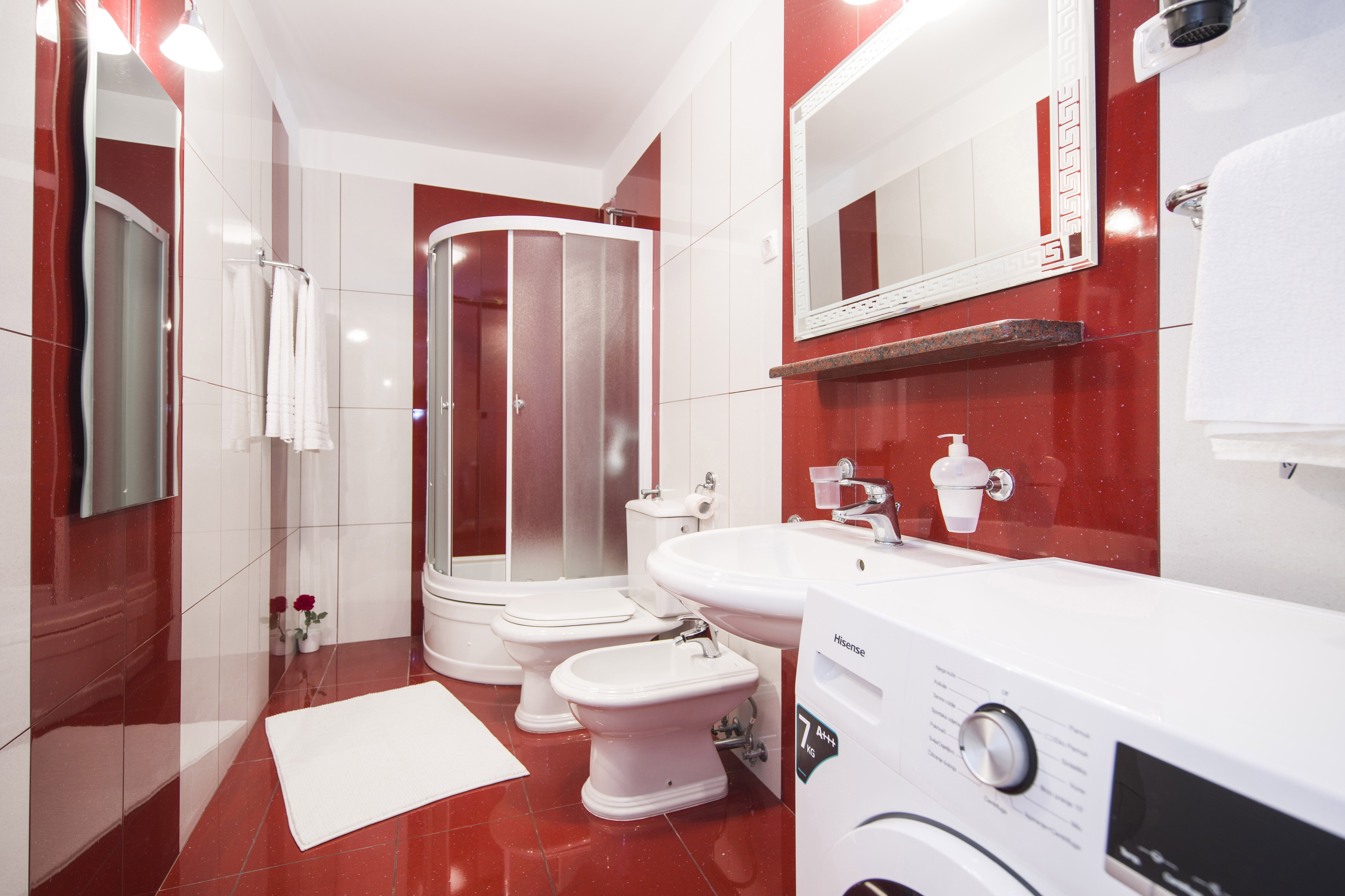 Four bedroom apartment near beach Pisak, Omiš  A-a