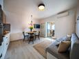 Woonkamer Pisak, Woonkamer in the apartment, air condition available en WiFi.