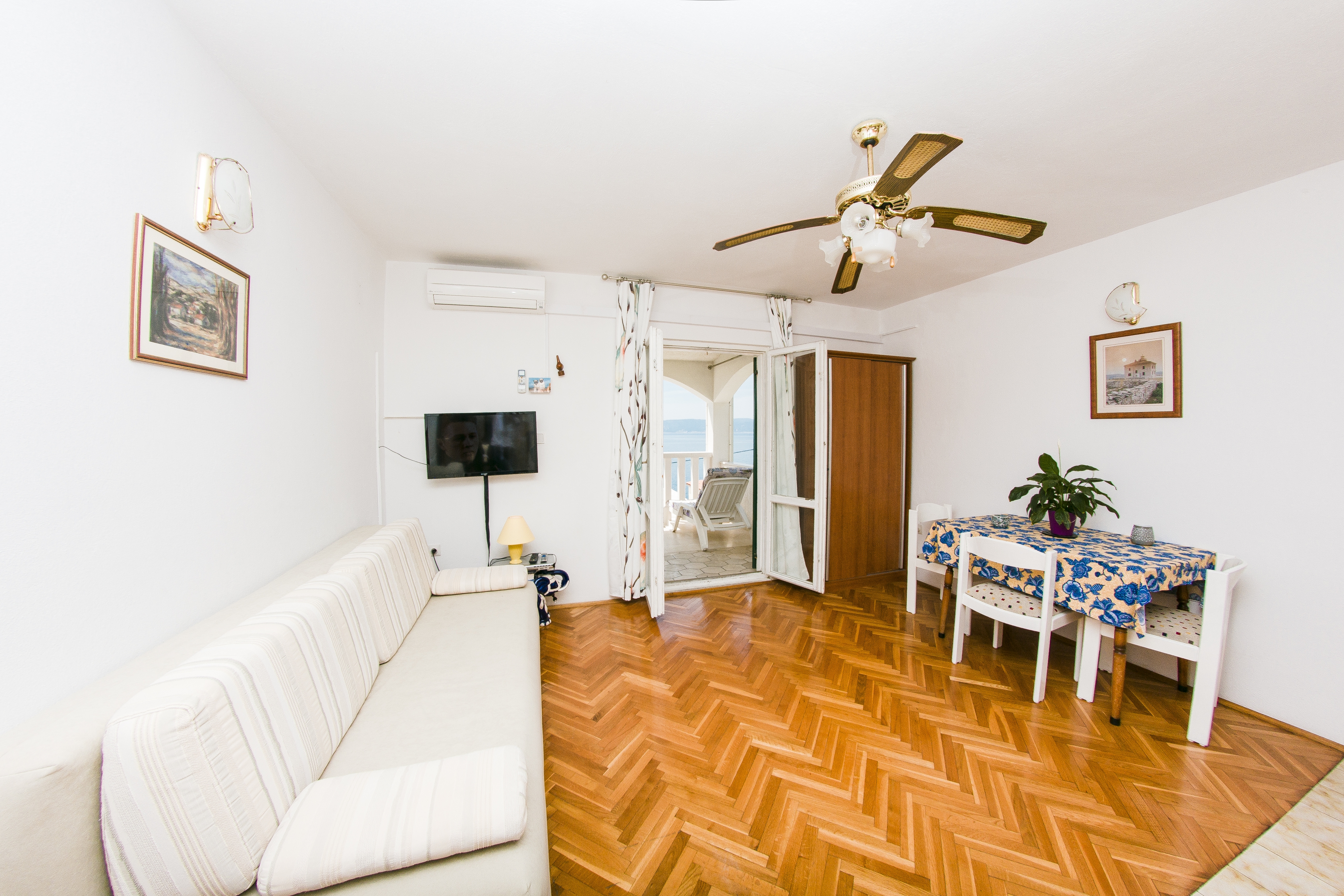 Top Omiš Pisak Top Omiš Pisak