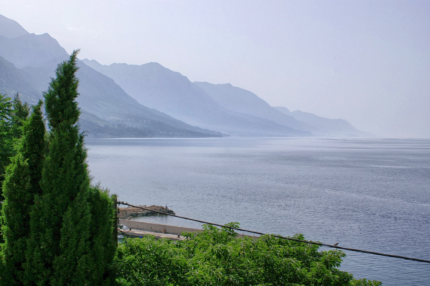 One bedroom apartment near beach Pisak, Omiš  A-c